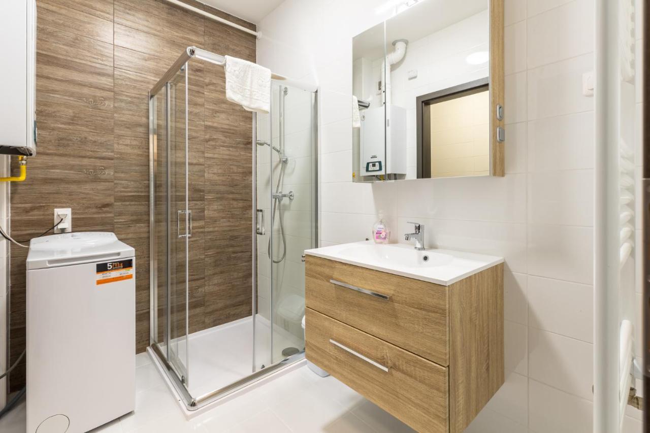 Léda Apartmanok Siófok Esterno foto