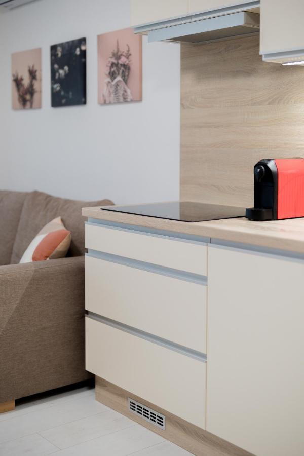 Léda Apartmanok Siófok Esterno foto