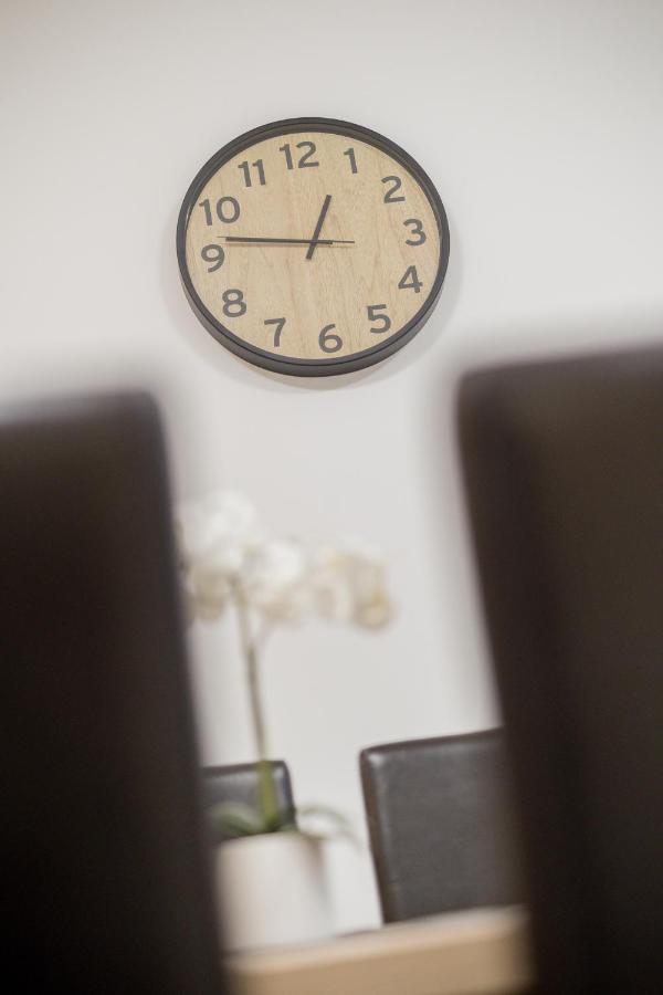 Léda Apartmanok Siófok Esterno foto